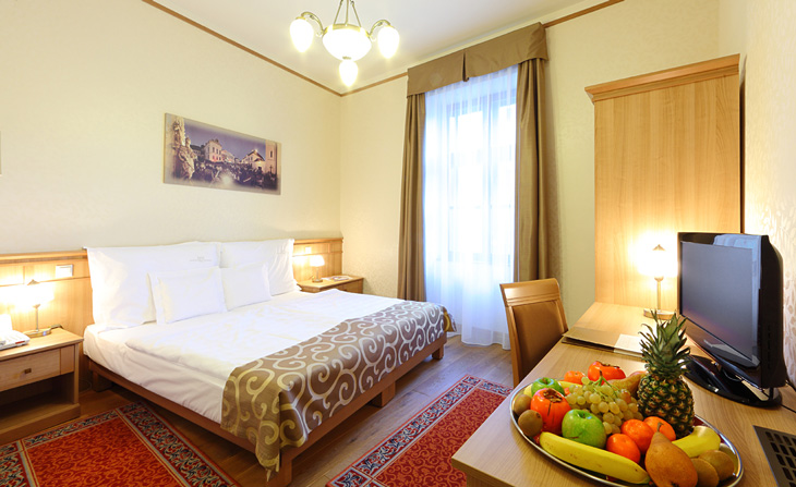 Hotel Historia**** & Historante