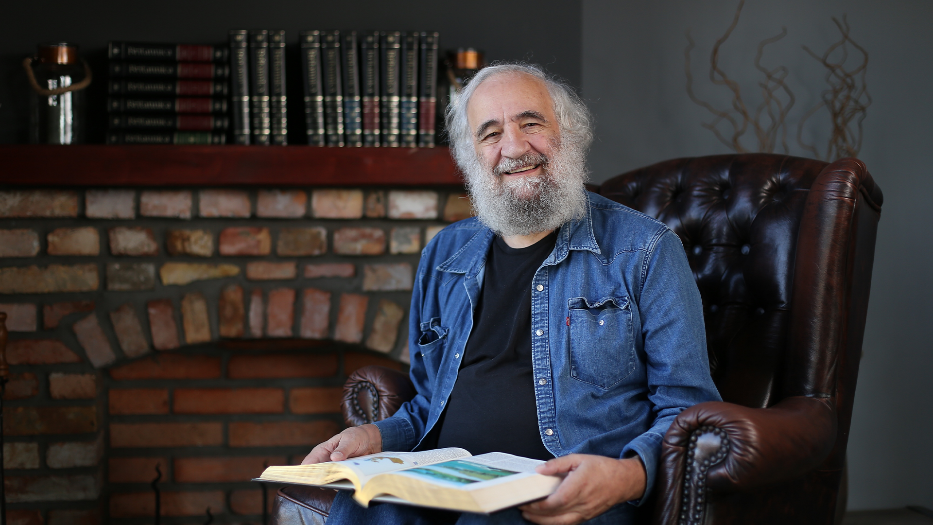 Mérő László: Mesterséges intelligencia