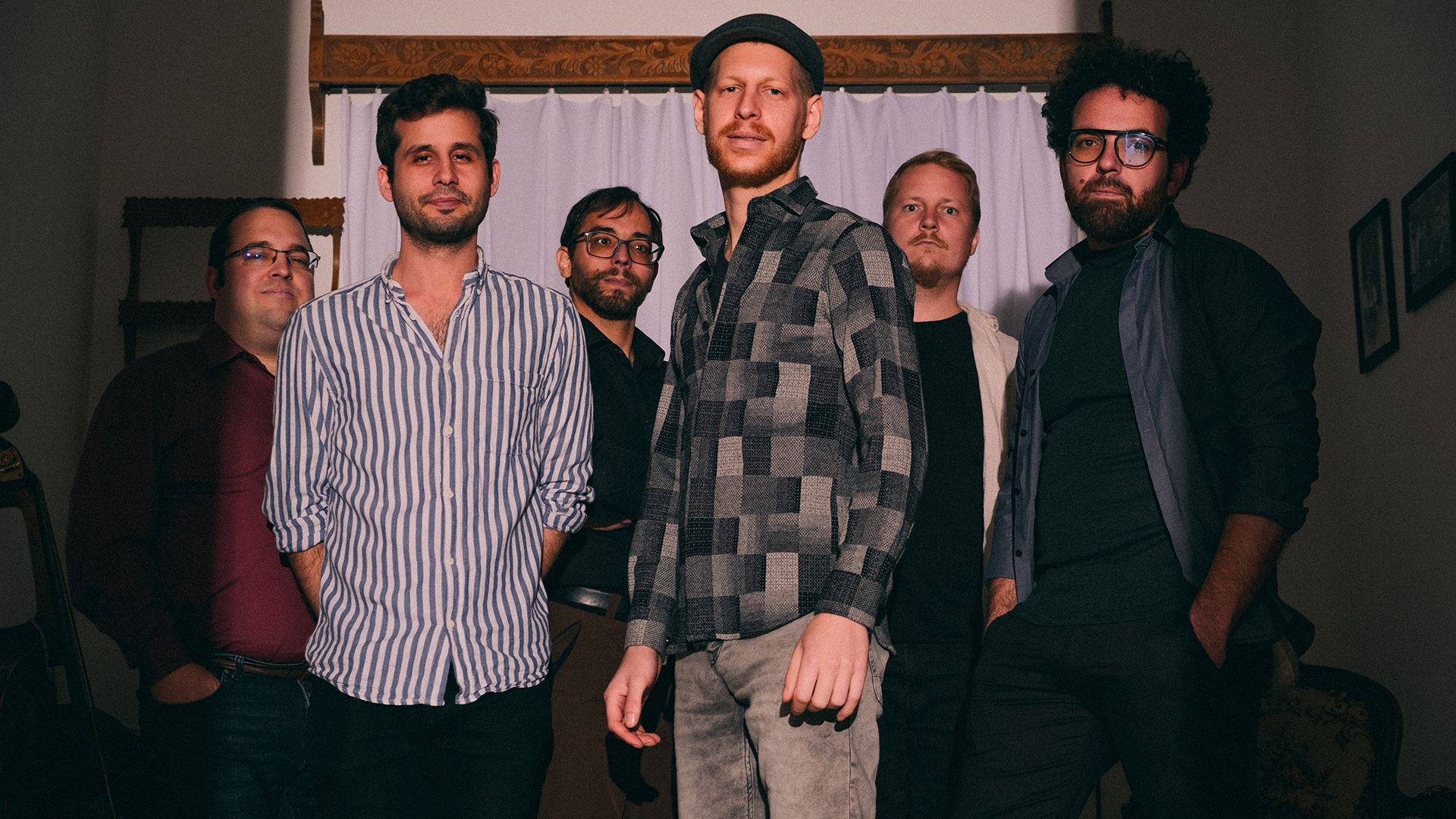 Góbé és Veszprém Város Vegyeskara - "...zeng, ugye zeng a szíved?"- Világ muzsikásai