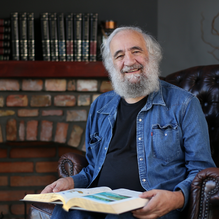 Mérő László: Mesterséges intelligencia