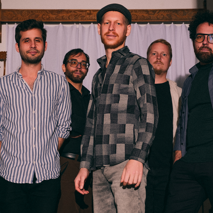 Góbé és Veszprém Város Vegyeskara - "...zeng, ugye zeng a szíved?"- Világ muzsikásai