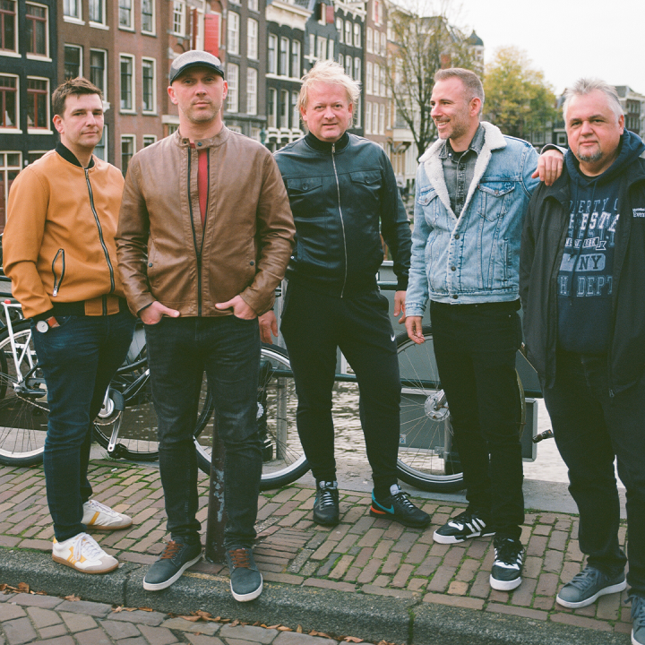 Djabe & Chieli Minucci - Tour of Waterfalls