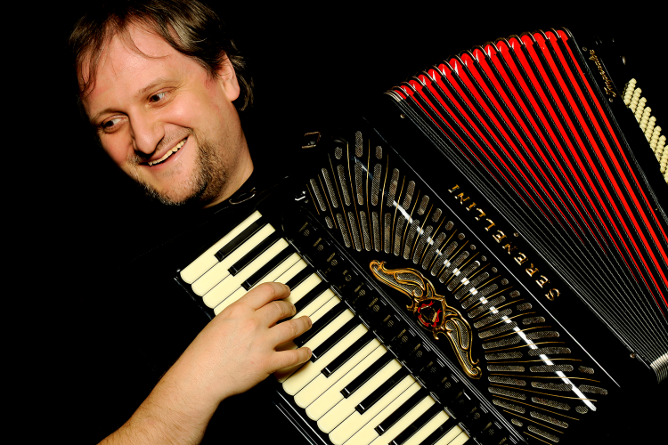 Orosz Zoltán & Barátai koncertje