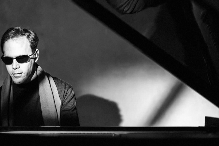 Mendelssohn Kamarazenekar és Érdi Tamás