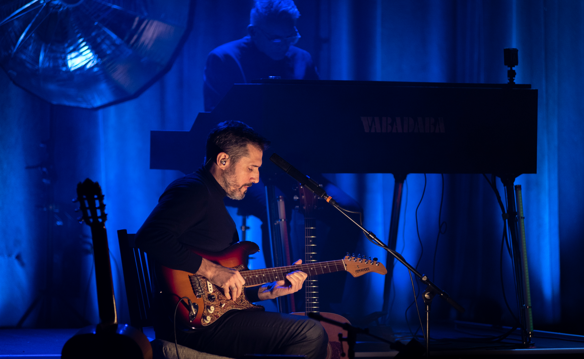 Geszti Péter koncert-est Váczi Eszterrel: Vabadaba (2024.12.16.)