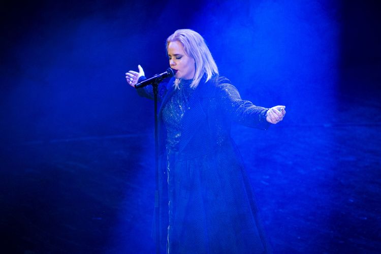 Honeybeast x Ráskó Eszter (2022.11.18.)