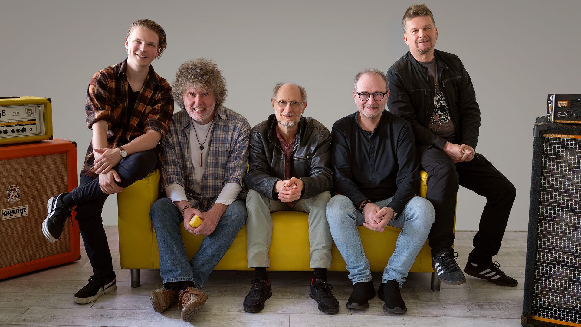 Négy és fél évtized a színpadon – jubileum új dalokkal és új tagokkal - KFT-interjú