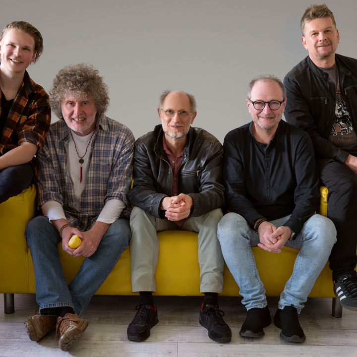 Négy és fél évtized a színpadon – jubileum új dalokkal és új tagokkal - KFT-interjú